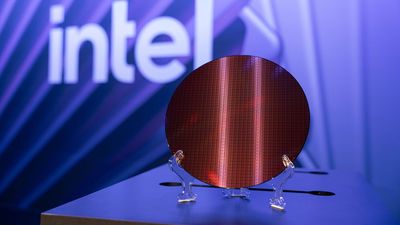 Yay! Intel has a new AI GPU with 160GB of LPDDR5X - Crescent Island does inference only, uses cheaper memory, and targets value air-cooled enterprise servers