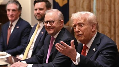 A Trump wine and dine: Albo cops more than a drive thru
