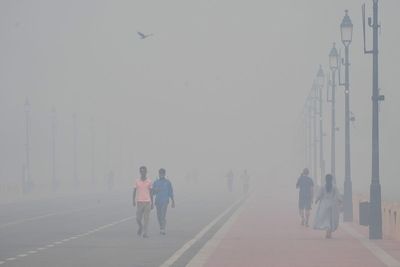 Delhi AQI soars above 1,000 after court permits Diwali fireworks