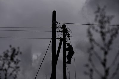 Ukrainians brace for another winter of power cuts as Russia shifts tactics