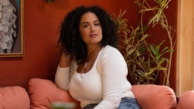 Justina Blakeney Swears by This One Easy Rug Styling Trick – 'It Brings So Much Warmth to a Space'