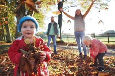 Nature’s playground: 10 fun ways to enjoy family time in the woods this autumn