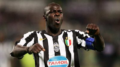 The 20 Best Right Backs in Soccer History—Ranked