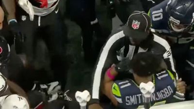 NFL Referee Saved Jaxon Smith-Njigba From Angry Mob of Texans