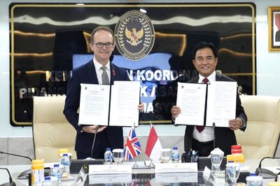UK and Indonesia agree to send home a British woman facing death penalty for drugs