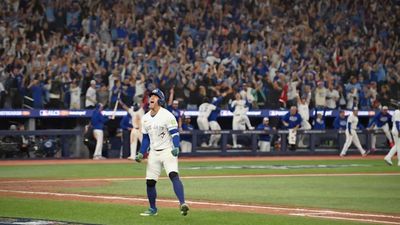 George Springer’s Dramatic Game 7 Home Run With Just the Stadium Sound Is So Good