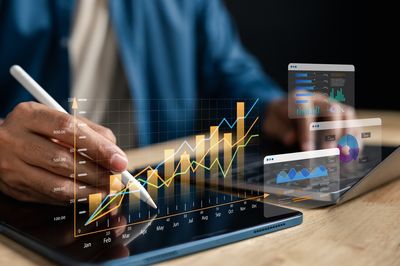 12 Distinctive Advantages of Self-Directed Retirement Accounts