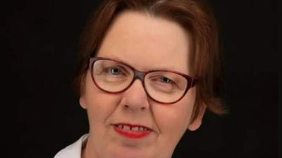 59yo woman sues company for paying her a full salary for 20 years. Somehow, she’s the one upset in this situation