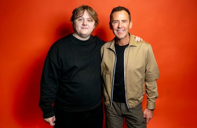 Lewis Capaldi offers to supply fish for Taylor Swift's wedding