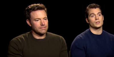 Zack Snyder Shared One Of His 'Favorite Batman Photos' And It's 100% Ben Affleck Giving Sadfleck Vibes