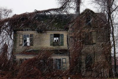 A deal to die for: Half of Americans would buy a haunted house if it were a bargain, research finds