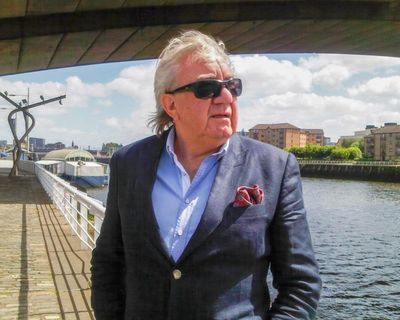 Stuart Gulliver obituary