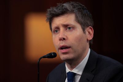 ChatGPT Atlas: OpenAI launches web browser centered around its chatbot