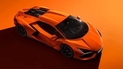 Lamborghini Now Has a Warranty That Lasts as Long as Kia's