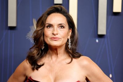 Mariska Hargitay corrects pronunciation of her name once and for all after her own cousin got it wrong