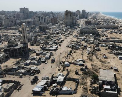 Palestinians in Gaza with Australian visas remain trapped as Israel keeps borders closed