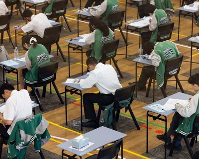 Are you smarter than a 12th grader? Relive HSC anxiety with a quiz based on this year’s maths exam