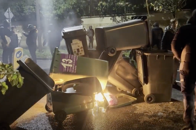 Video: Protesters clash with police outside asylum seeker hotel in Dublin