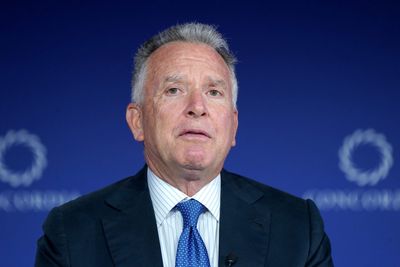 Senate Democrats demand top Trump advisor Steve Witkoff provide details on crypto investments, lack of divestment