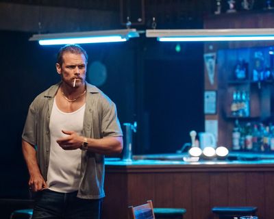 Macbeth review – a terrifying lock-in with bloodied, boozed-up gangsters