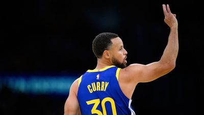 Stephen Curry's Daughter Helped Him Nail a Fun Trick Shot Before Warriors-Lakers