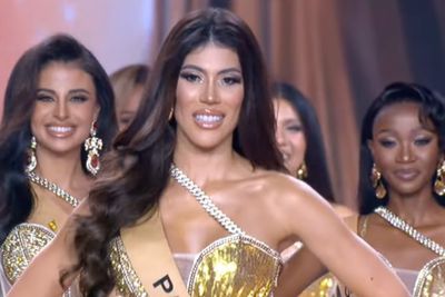 Excruciating moment Miss Panama realizes she misheard beauty pageant announcement on stage
