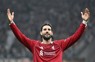 Eintracht Frankfurt vs Liverpool LIVE: Champions League result, updates and reaction as Reds end losing run