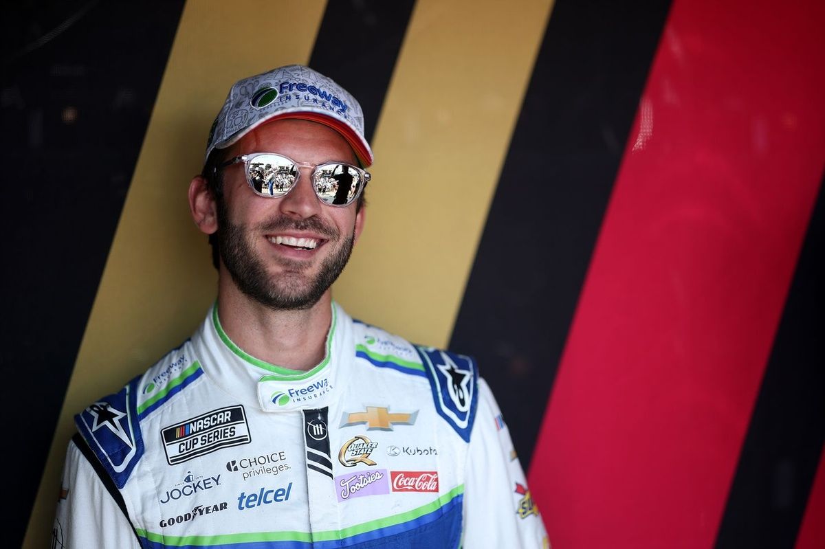 Daniel Suarez signs with Spire Motorsports for 2026…