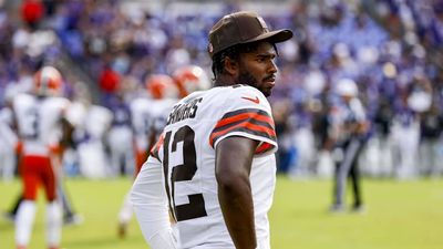 Kevin Stefanski Explains Why Shedeur Sanders Isn't Getting Reps With Browns Starters