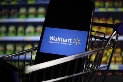 Walmart Stock Is Rising While Broader Markets Fall: What's Going On?