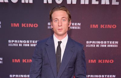 Scott Cooper hails Jeremy Allen White's 'intensity, vulnerability and humility'