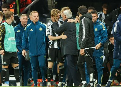 Newcastle United star reveals Jose Mourinho's classy gesture as Eddie Howe's 'minimal fuss' champions circus