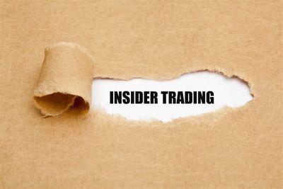 Big Insider Sales at NVDA, DELL, TMUS Raise Questions—Or Do They?