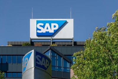 SAP Stock Slips On Mixed Q3 Results: EPS Beat, Revenues Miss