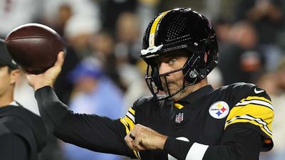 Steelers Reportedly Interested in Aaron Rodgers Returning for 2026 Season