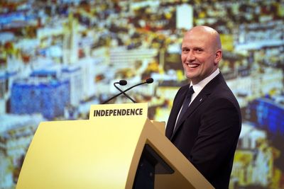 Stephen Flynn pledges to serve in whatever capacity he is asked to by Swinney
