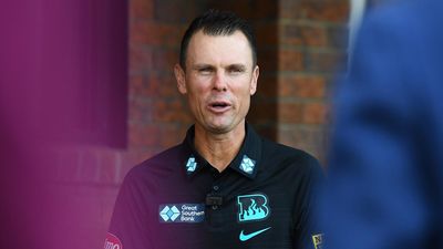 Queensland coach called out for 'no play, no pay' views