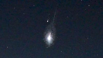 When is a 'double fireball' not a 'double fireball'? Wild meteor videos explained by a trick of the light