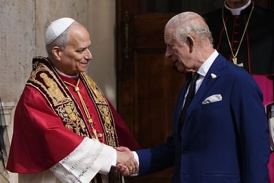 King and Pope make history with joint prayer in Vatican