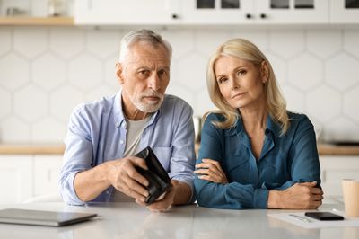 7 Financial Pitfalls That Destroy Wealthy Couples in Their 50s