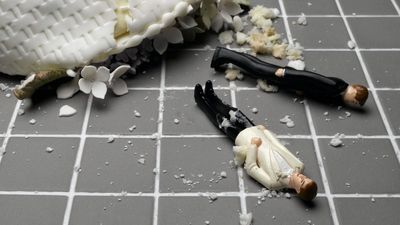 Supreme Court takes first steps to ban gay marriage, will vote on hearing case in early November