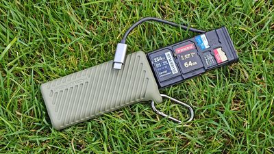 PGYTech CreateMate High-Speed Card Reader Case review