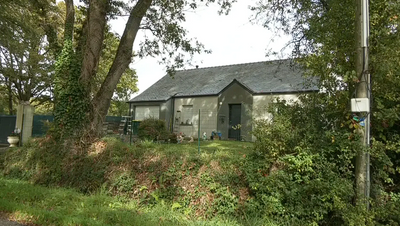 Woman Pulls Off Daring Escape From French House of Horrors, Where Her 5-Year Captors Made Her Eat Dish Soap