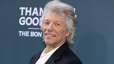 Designers Can’t Stop Talking About Jon Bon Jovi’s ‘Old Money’ Kitchen – And How His Glass Cabinets Capture the Next Evolution of Classic Luxury