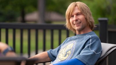 This Glen Powell Hulu show is must-see television