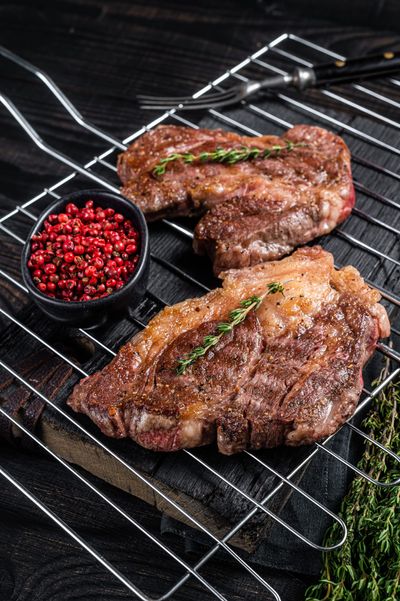 8 Store Flyers Where the Picture Doesn’t Match the Fine Print Deal