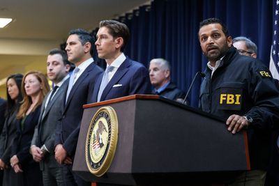‘Quarterbacks,’ ‘face cards’ and spy tech: How the Mafia allegedly teamed up with NBA stars to rip off high-stakes poker games