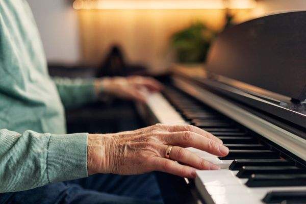 Search underway for piano teacher to Hollywood kids who slipped out of country after child sex abuse conviction