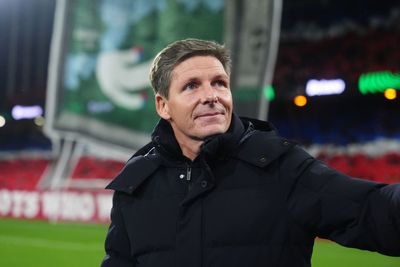 Oliver Glasner absolves teen Jaydee Canvot of blame after Crystal Palace defeat