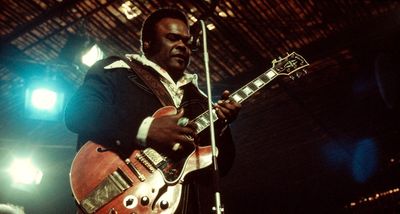 “If a guitarist is just riffing away on minor pentatonic licks, it will make their playing sound ‘scale-y’; you don’t want to sound scale-y!” Power-up your blues with a turnaround trick that was a specialty of the great Freddie King